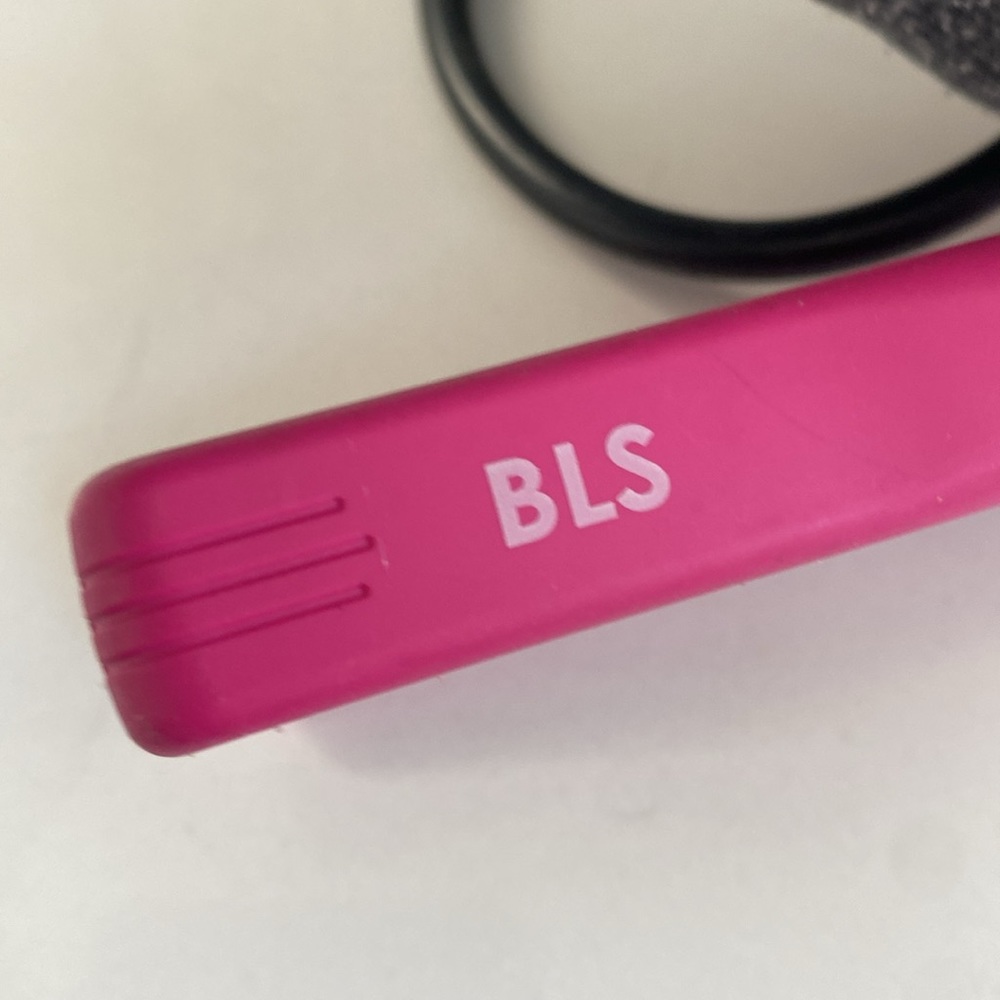 Mini flat iron - Picture 2 of 3